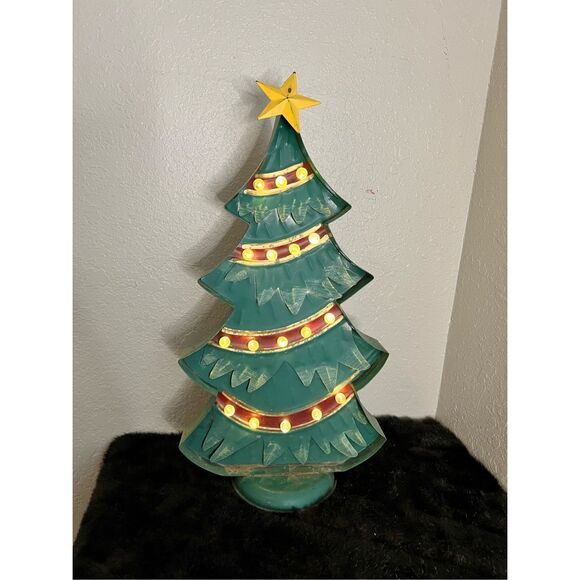 Vintage metal light up Christmas tree 21" - Picture 1 of 4